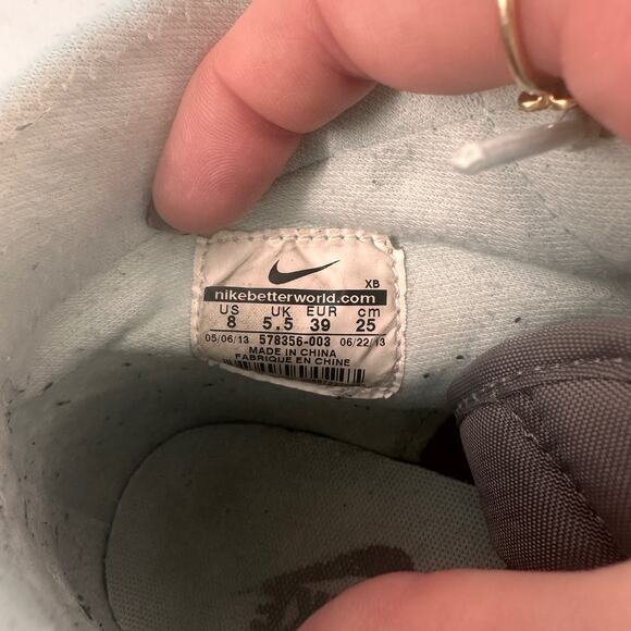 Nike Women's Grey Bruin Lite Nylon Mid Trainer Sneakers Size 8 - Picture 9 of 9